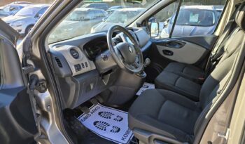 RENAULT Trafic  | FWD (przód) | Manualna | 146 KM | Inny kolor full