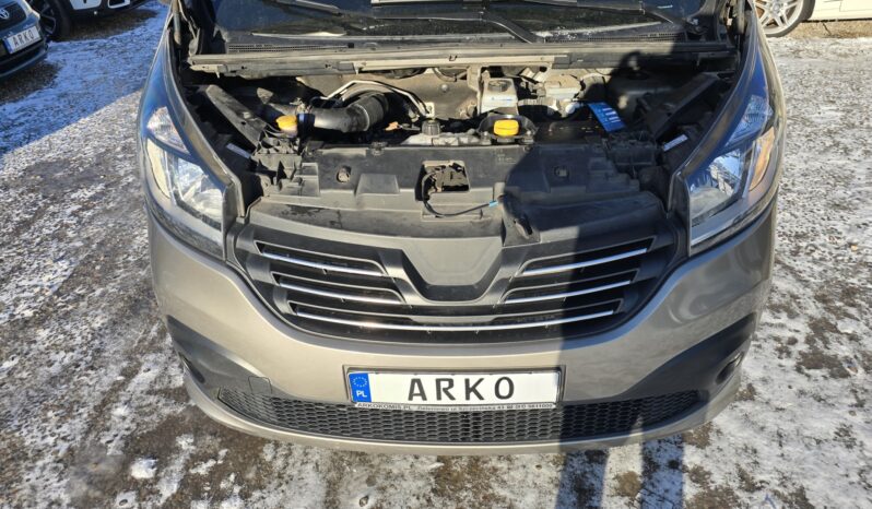 RENAULT Trafic  | FWD (przód) | Manualna | 146 KM | Inny kolor full