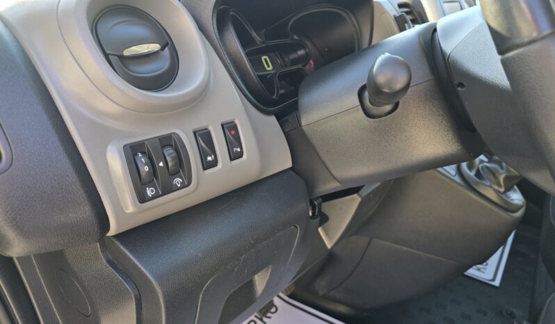 RENAULT Trafic  | FWD (przód) | Manualna | 146 KM | Inny kolor full