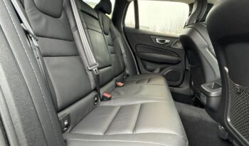 VOLVO V60  | 4×4 (doł. automatycznie) | Automatyczna | 150 KM | Srebrny full