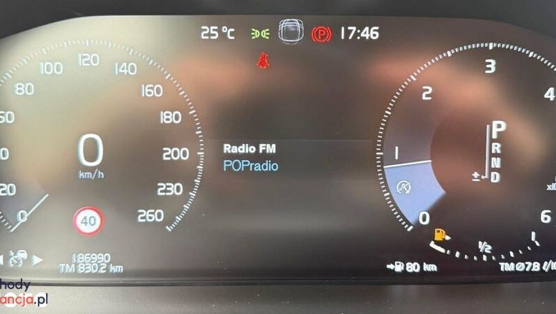 VOLVO V60  | 4×4 (doł. automatycznie) | Automatyczna | 150 KM | Srebrny full