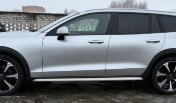 VOLVO V60  | 4×4 (doł. automatycznie) | Automatyczna | 150 KM | Srebrny full