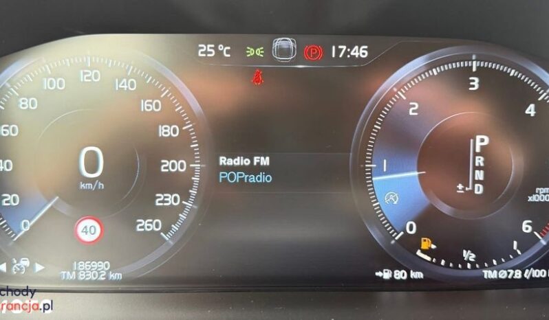 VOLVO V60  | 4×4 (doł. automatycznie) | Automatyczna | 150 KM | Srebrny full