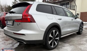 VOLVO V60  | 4×4 (doł. automatycznie) | Automatyczna | 150 KM | Srebrny full