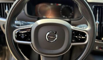 VOLVO V90 Cross Country | 4×4 (doł. automatycznie) | Automatyczna | 190 KM | Szary full