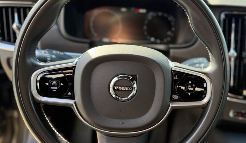 VOLVO V90 Cross Country | 4×4 (doł. automatycznie) | Automatyczna | 190 KM | Szary full