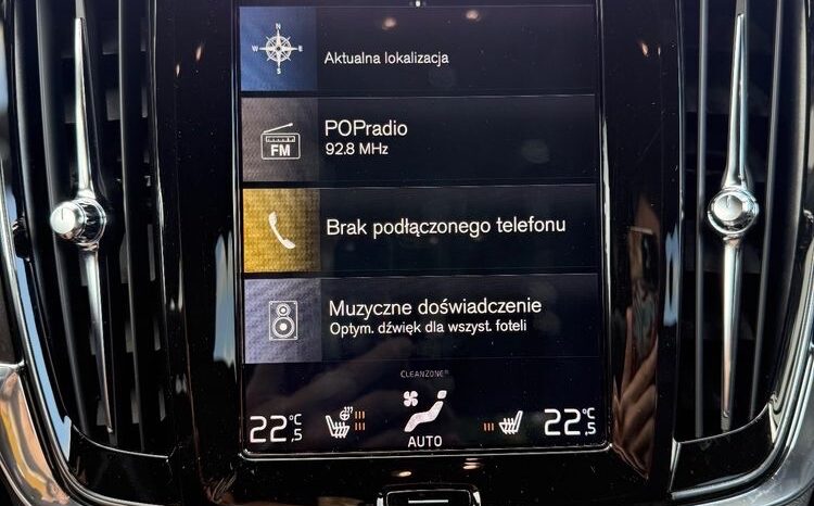 VOLVO V90 Cross Country | 4×4 (doł. automatycznie) | Automatyczna | 190 KM | Szary full