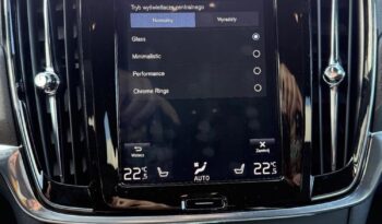 VOLVO V90 Cross Country | 4×4 (doł. automatycznie) | Automatyczna | 190 KM | Szary full