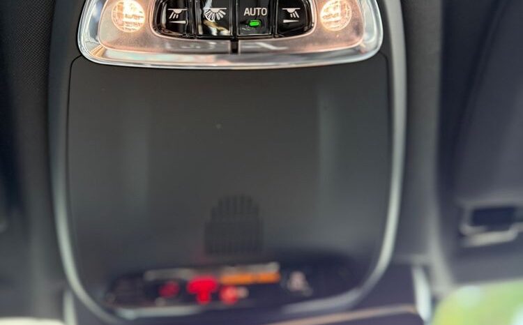 VOLVO V90 Cross Country | 4×4 (doł. automatycznie) | Automatyczna | 190 KM | Szary full