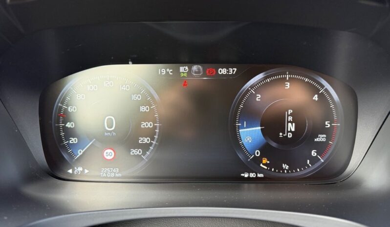 VOLVO V90 Cross Country | 4×4 (doł. automatycznie) | Automatyczna | 190 KM | Szary full