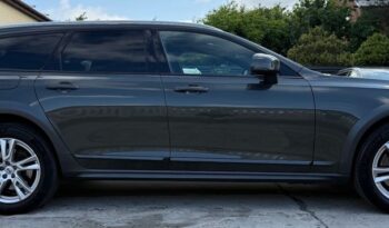 VOLVO V90 Cross Country | 4×4 (doł. automatycznie) | Automatyczna | 190 KM | Szary full