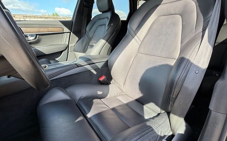 VOLVO V90 Cross Country | 4×4 (doł. automatycznie) | Automatyczna | 190 KM | Szary full