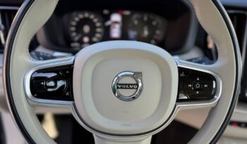 VOLVO XC 60 | FWD (przód) | Automatyczna | 190 KM | Czarny full