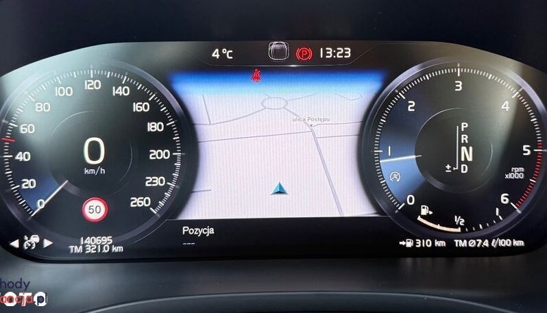 VOLVO XC 60 | FWD (przód) | Automatyczna | 190 KM | Czarny full