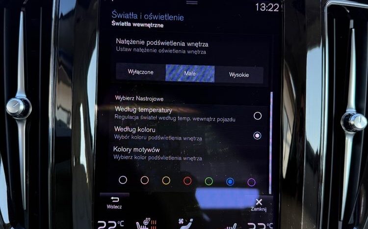 VOLVO XC 60 | FWD (przód) | Automatyczna | 190 KM | Czarny full