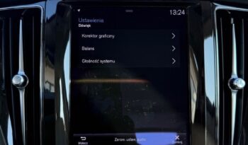 VOLVO XC 60 | FWD (przód) | Automatyczna | 190 KM | Czarny full