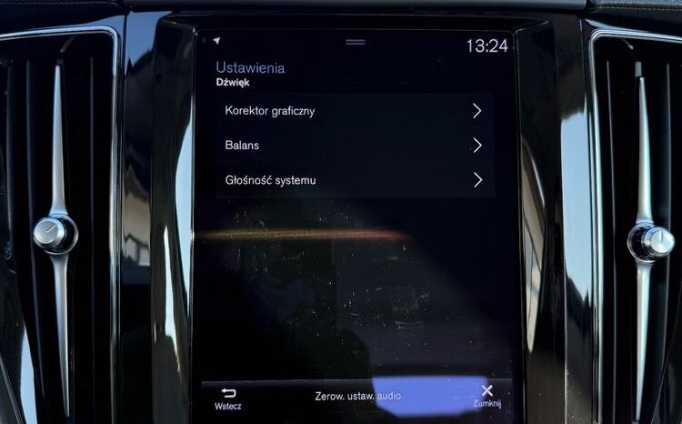 VOLVO XC 60 | FWD (przód) | Automatyczna | 190 KM | Czarny full