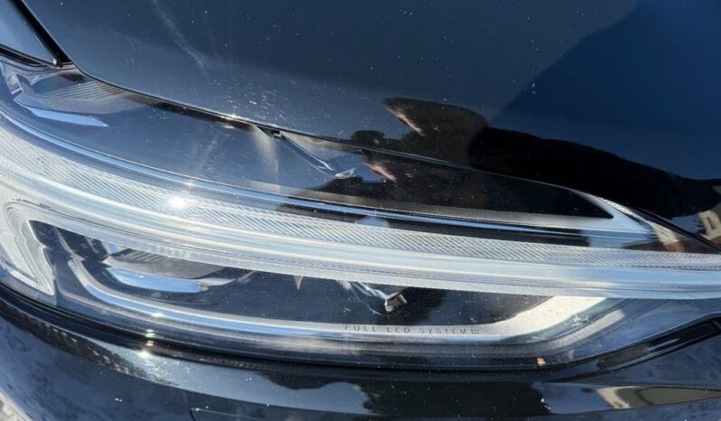 VOLVO XC 60 | FWD (przód) | Automatyczna | 190 KM | Czarny full