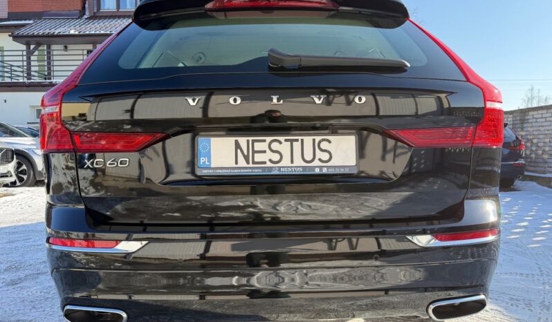 VOLVO XC 60 | FWD (przód) | Automatyczna | 190 KM | Czarny full