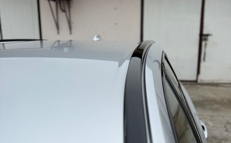 VOLVO XC 60 | FWD (przód) | Automatyczna | 250 KM | Srebrny full