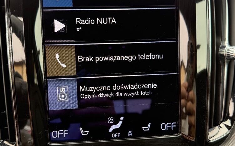 VOLVO XC 60 | FWD (przód) | Automatyczna | 250 KM | Srebrny full