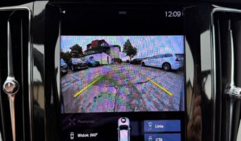 VOLVO XC 60 | FWD (przód) | Automatyczna | 250 KM | Srebrny full