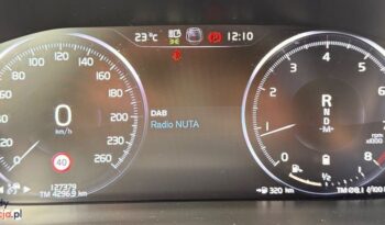 VOLVO XC 60 | FWD (przód) | Automatyczna | 250 KM | Srebrny full