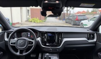 VOLVO XC 60 | FWD (przód) | Automatyczna | 250 KM | Srebrny full