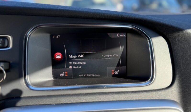 VOLVO V40  | FWD (przód) | Manualna | 150 KM | Niebieski full