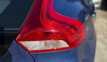 VOLVO V40  | FWD (przód) | Manualna | 150 KM | Niebieski full