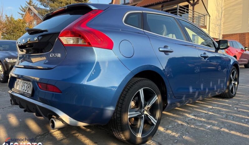 VOLVO V40  | FWD (przód) | Manualna | 150 KM | Niebieski full
