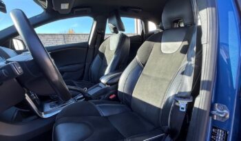 VOLVO V40  | FWD (przód) | Manualna | 150 KM | Niebieski full