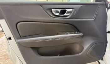 VOLVO V60  | FWD (przód) | Automatyczna | 163 KM | Biały full