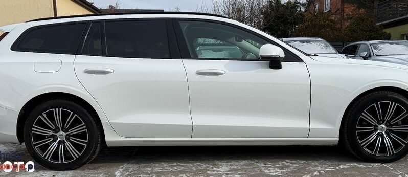 VOLVO V60  | FWD (przód) | Automatyczna | 163 KM | Biały full