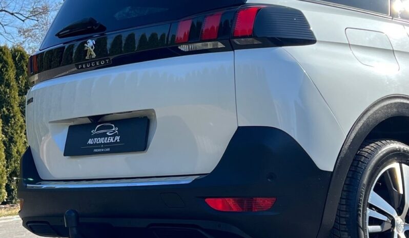 PEUGEOT   5008     130 KM    Automatyczna    FWD (przód)    Biały full