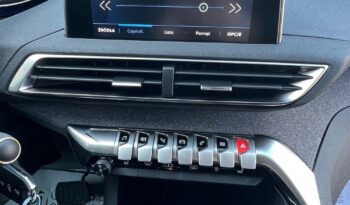 PEUGEOT   5008     130 KM    Automatyczna    FWD (przód)    Biały full