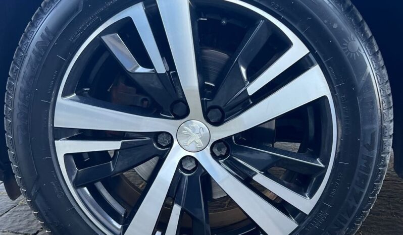 PEUGEOT   5008     130 KM    Automatyczna    FWD (przód)    Biały full