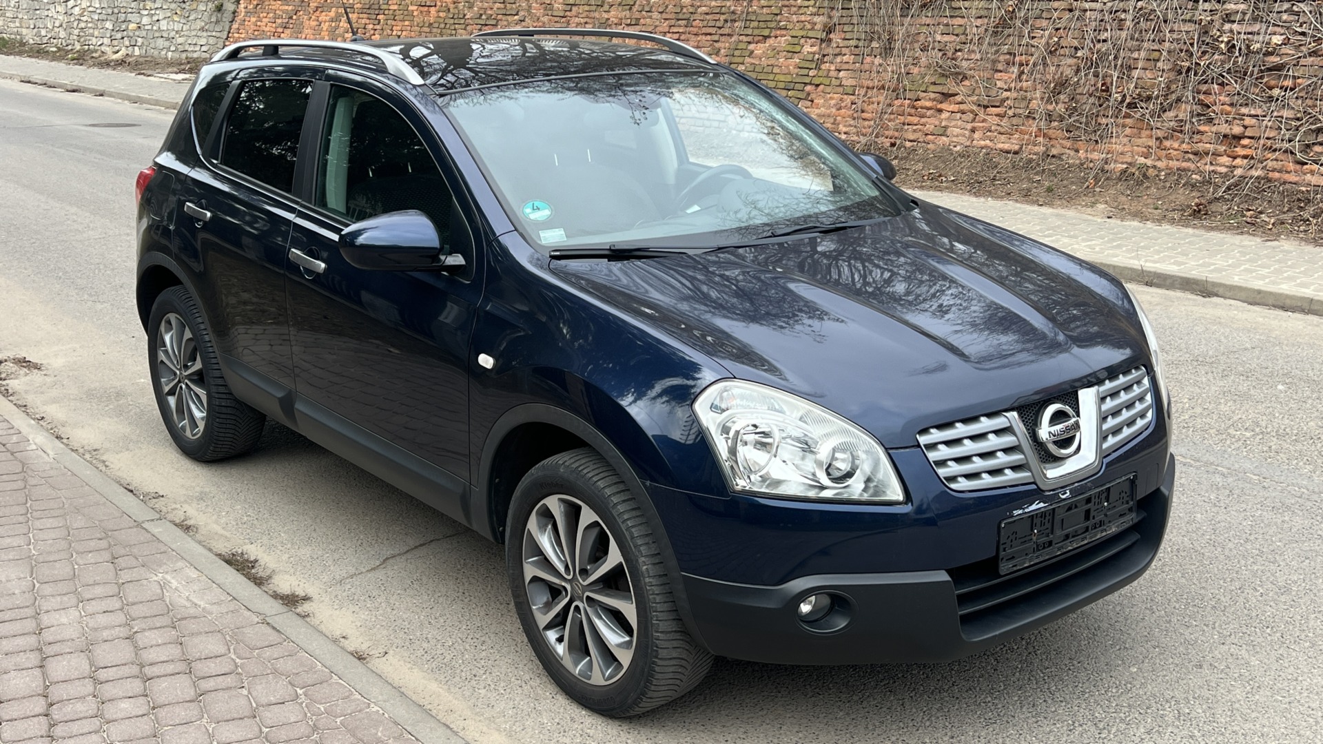 Nissan Qashqai  | Przedni | Manualna | 140 Km | Granatowy