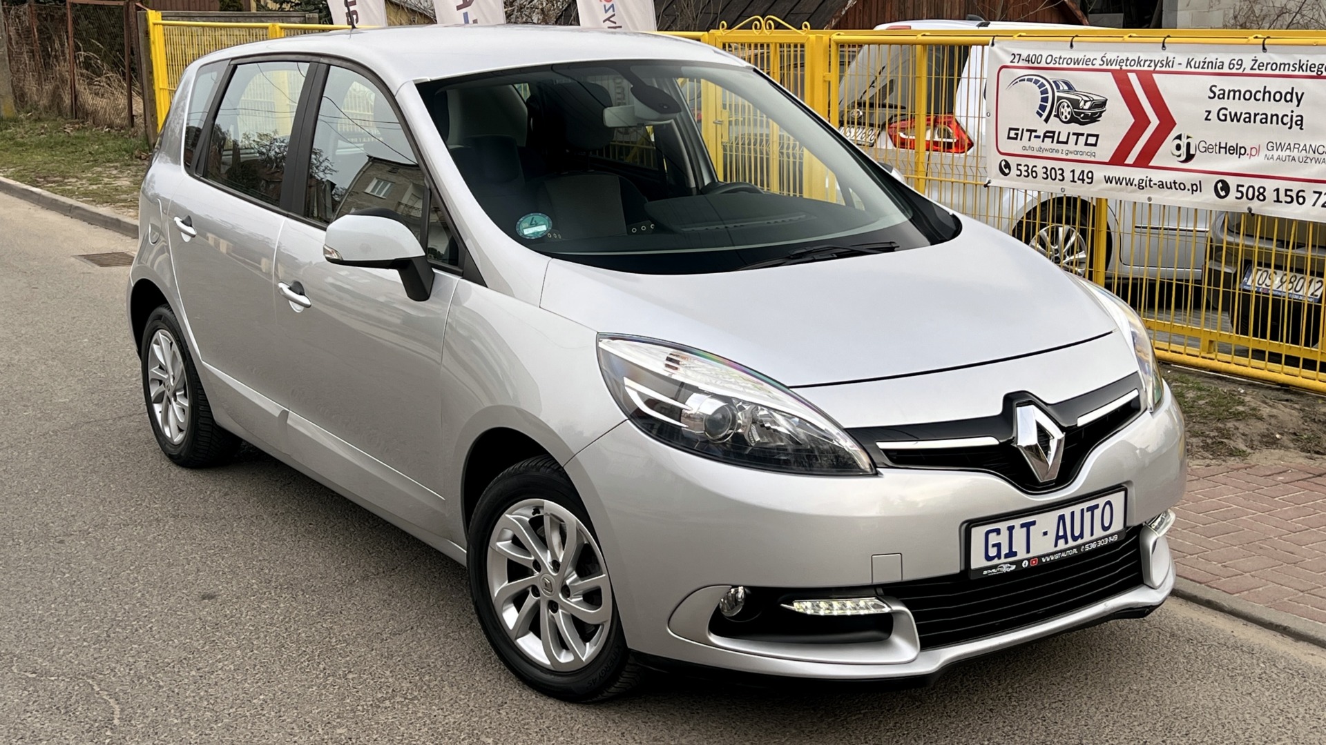 Renault Scenic  | Fwd (Przód) | Manualna | 110 Km | Srebrny