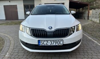 SKODA Octavia  | FWD (przód) | Manualna | 150 KM | Biały full