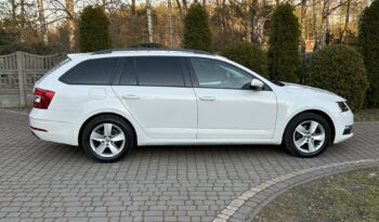 SKODA Octavia  | FWD (przód) | Manualna | 150 KM | Biały full