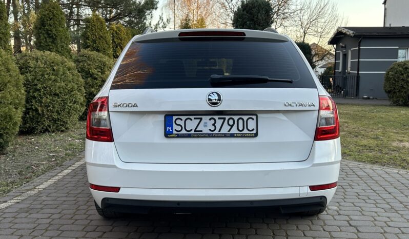 SKODA Octavia  | FWD (przód) | Manualna | 150 KM | Biały full