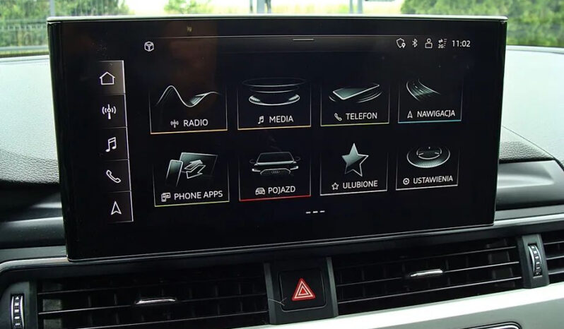 AUDI   A4     163 KM    Automatyczna    FWD (przód)    Czarny full