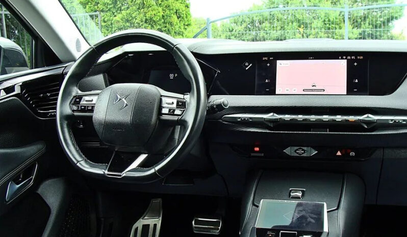 DS Automobiles   DS 4    130 KM    Automatyczna    FWD (przód)    Beżowy full