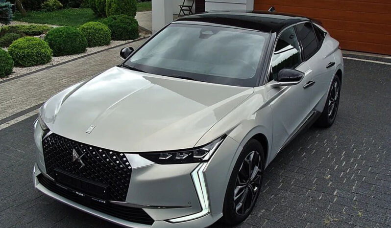 DS Automobiles   DS 4    130 KM    Automatyczna    FWD (przód)    Beżowy full