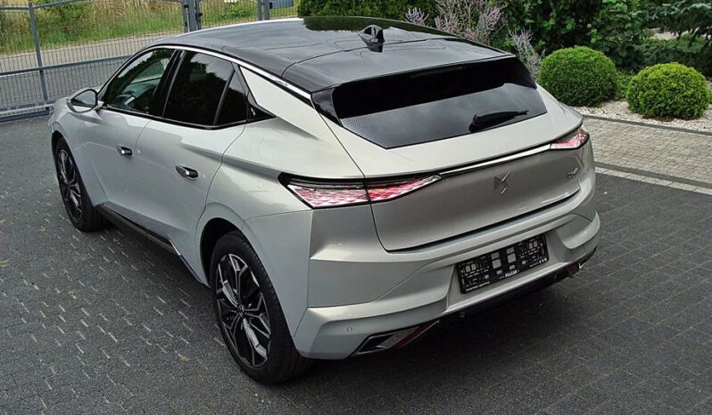 DS Automobiles   DS 4    130 KM    Automatyczna    FWD (przód)    Beżowy full