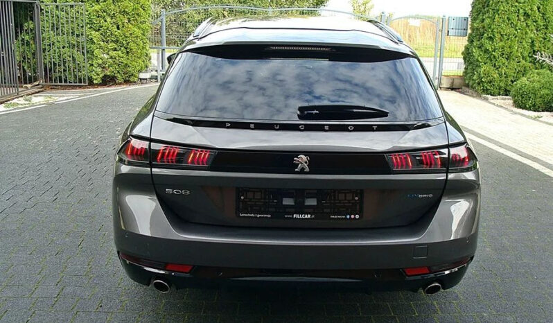 PEUGEOT   508     225 KM    Automatyczna    FWD (przód)    Szary full