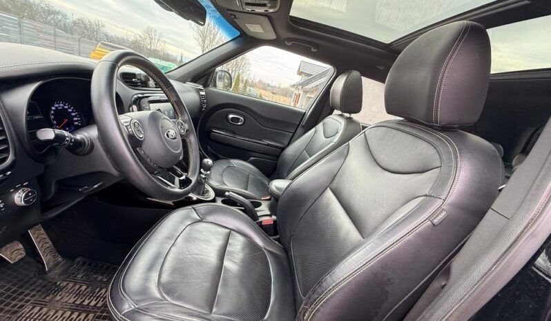 KIA Soul  | FWD (przód) | Manualna | 128 KM | Czarny full