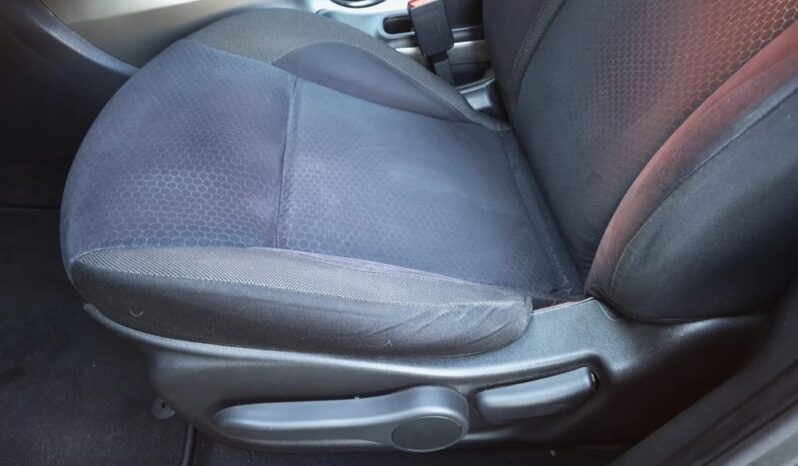 NISSAN Juke  | FWD (przód) | Manualna | 117 KM | Szary full