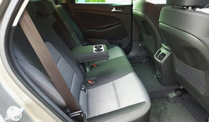 HYUNDAI Tucson  | FWD (przód) | Automatyczna | 177 KM | Szary full